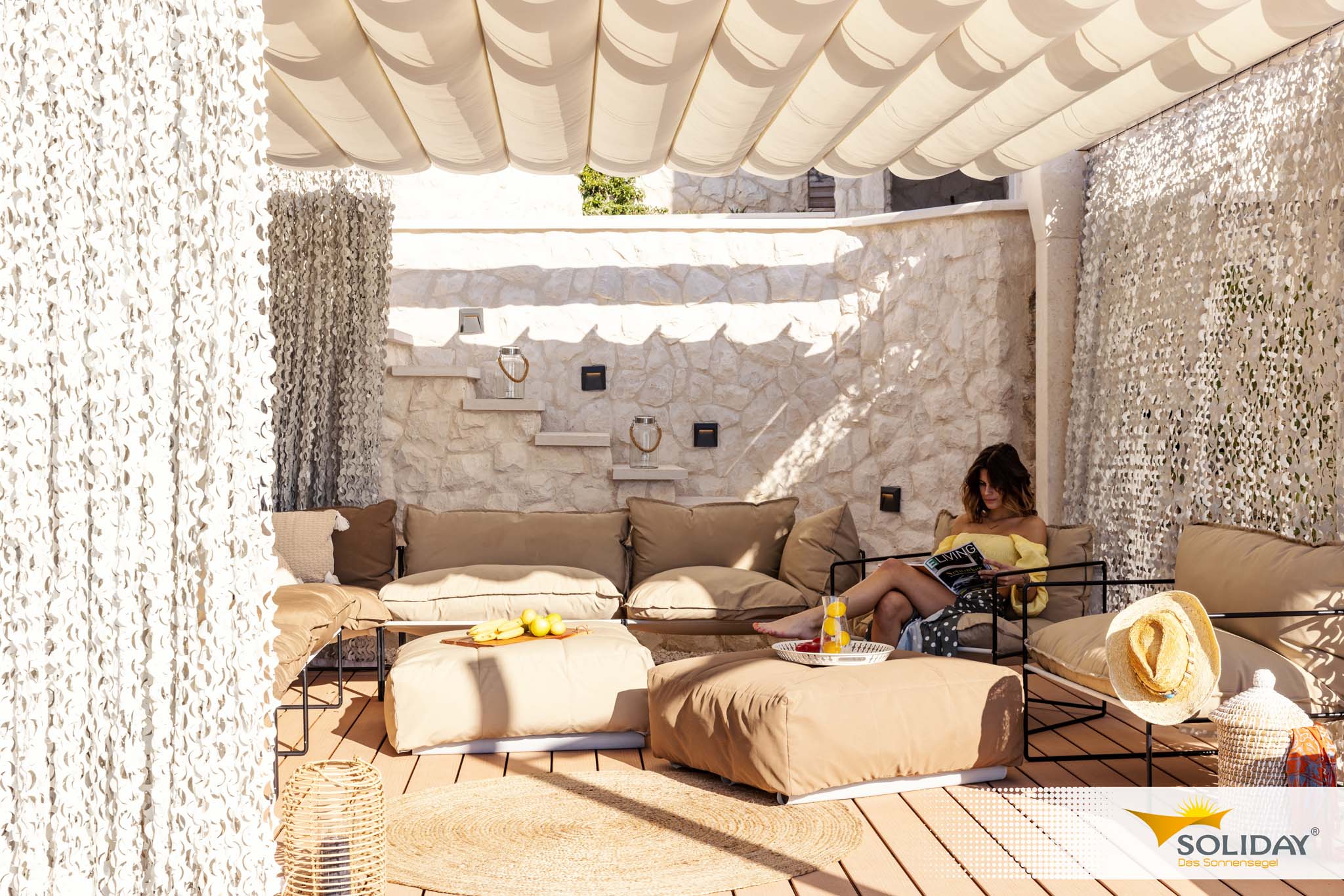 Soliday Lounge 4